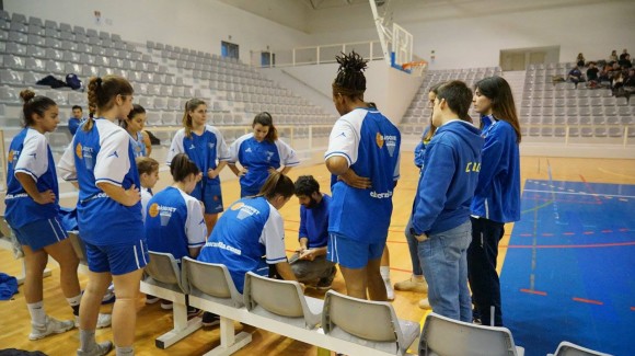 UN ÚLTIM QUART EXCELS DEL SÈNIOR FEMENÍ NO ÉS SUFICIENT PER A LA VICTÒRIA